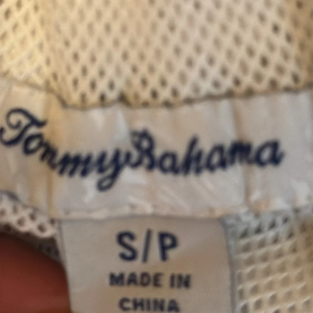 TOMMY BAHAMA Swim Trunks. Size Small